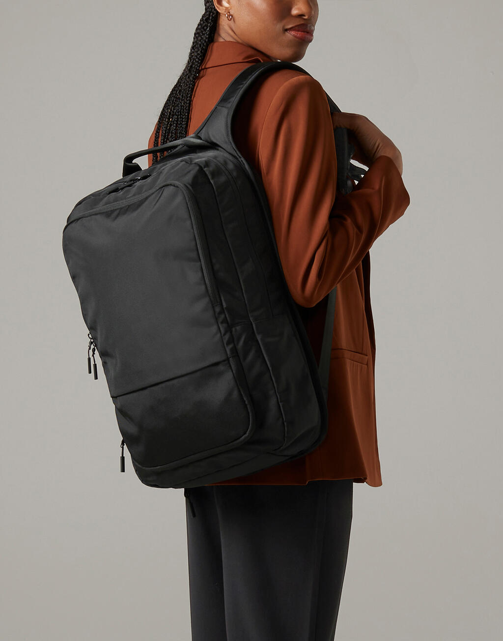 Pitch Black 24 Hour Backpack - Vue 3