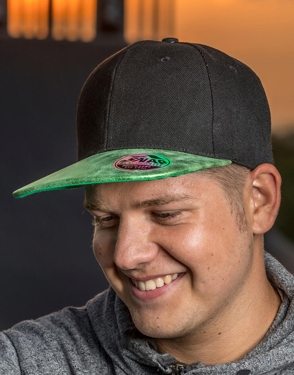 Bronx Glitter Flat Peak Snapback Cap - Vue 2