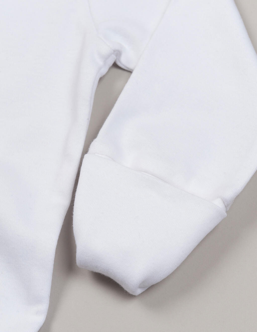 Baby Sleepsuit with Scratch Mitts - Vue 3