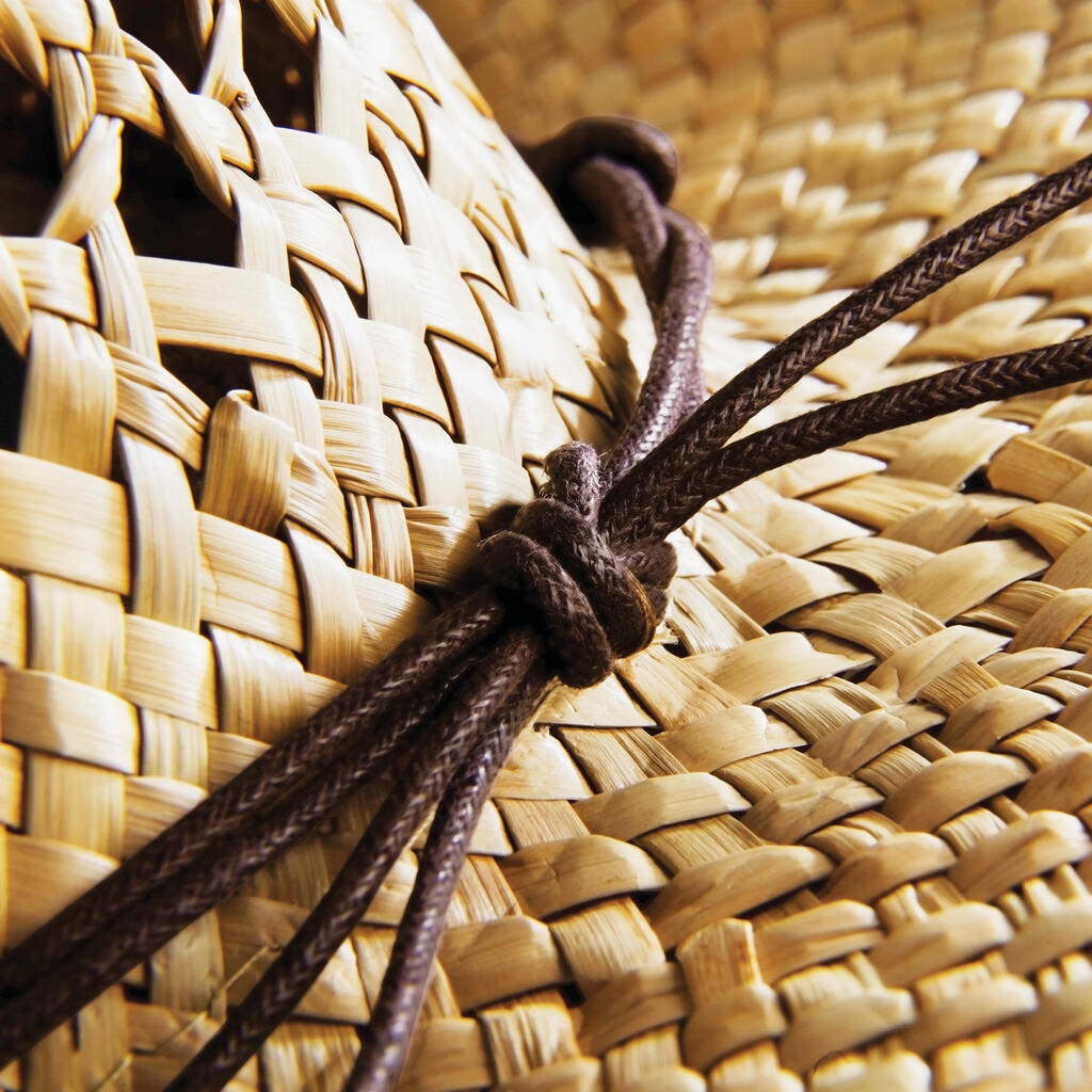 Straw Cowboy Hat - Vue 3