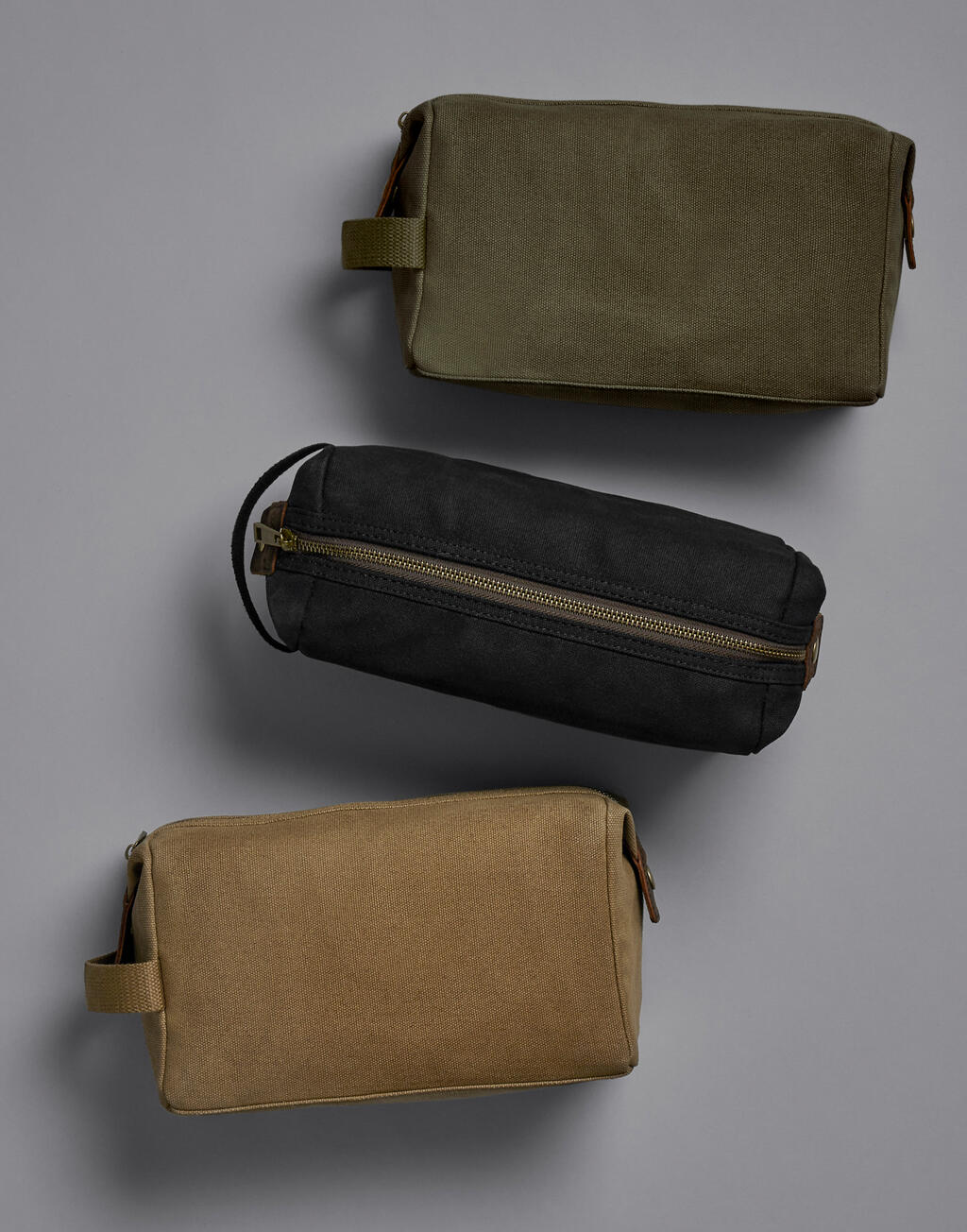 Heritage Waxed Canvas Wash Bag - Vue 4