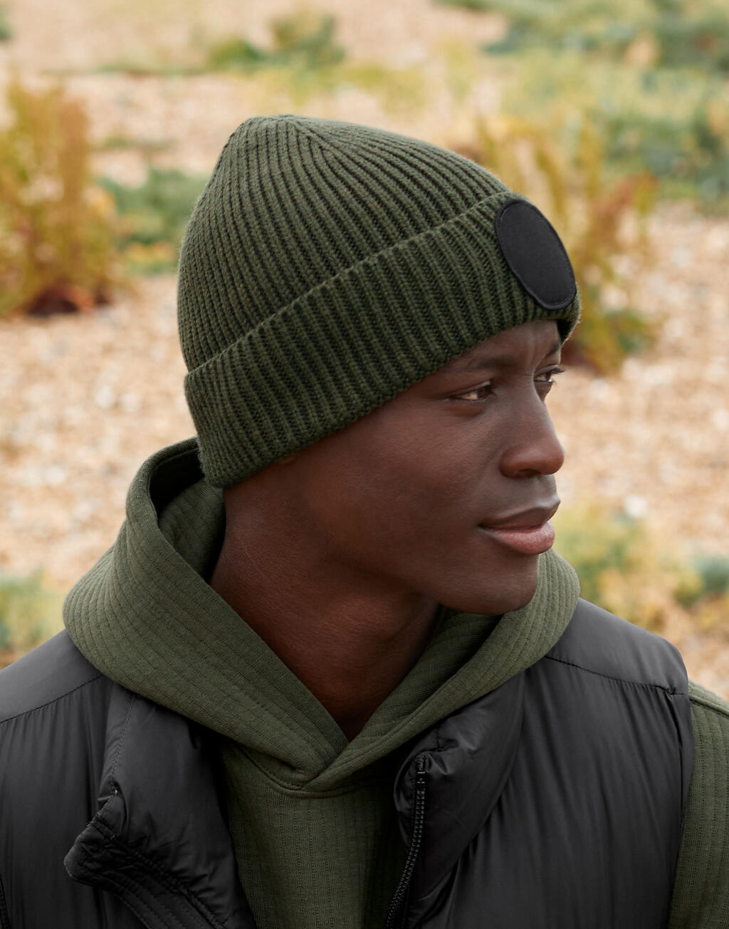 Circular Fashion Patch Beanie - Vue 2