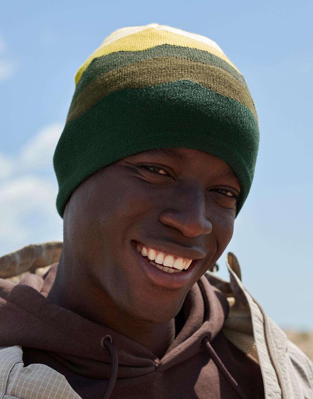 Mountain Peaks Pull-On Beanie - Vue 2