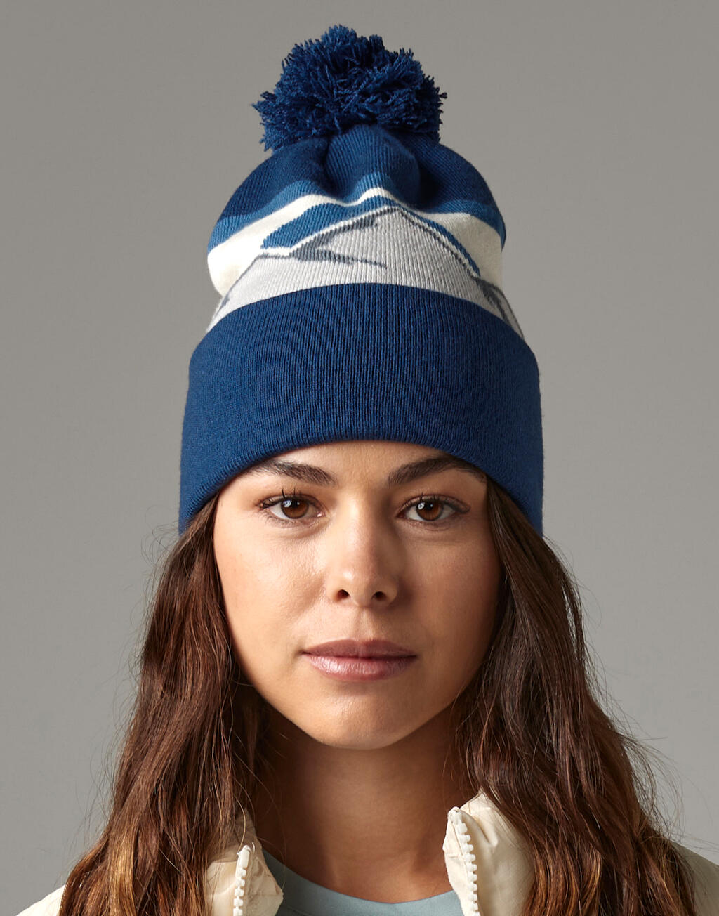 Mountain Peaks Pom Pom Beanie - Vue 3