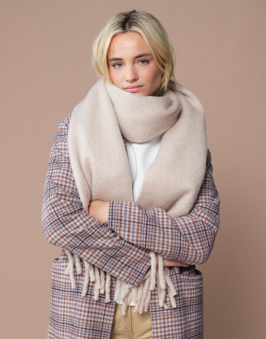 Fluffy Scarf - Vue 3