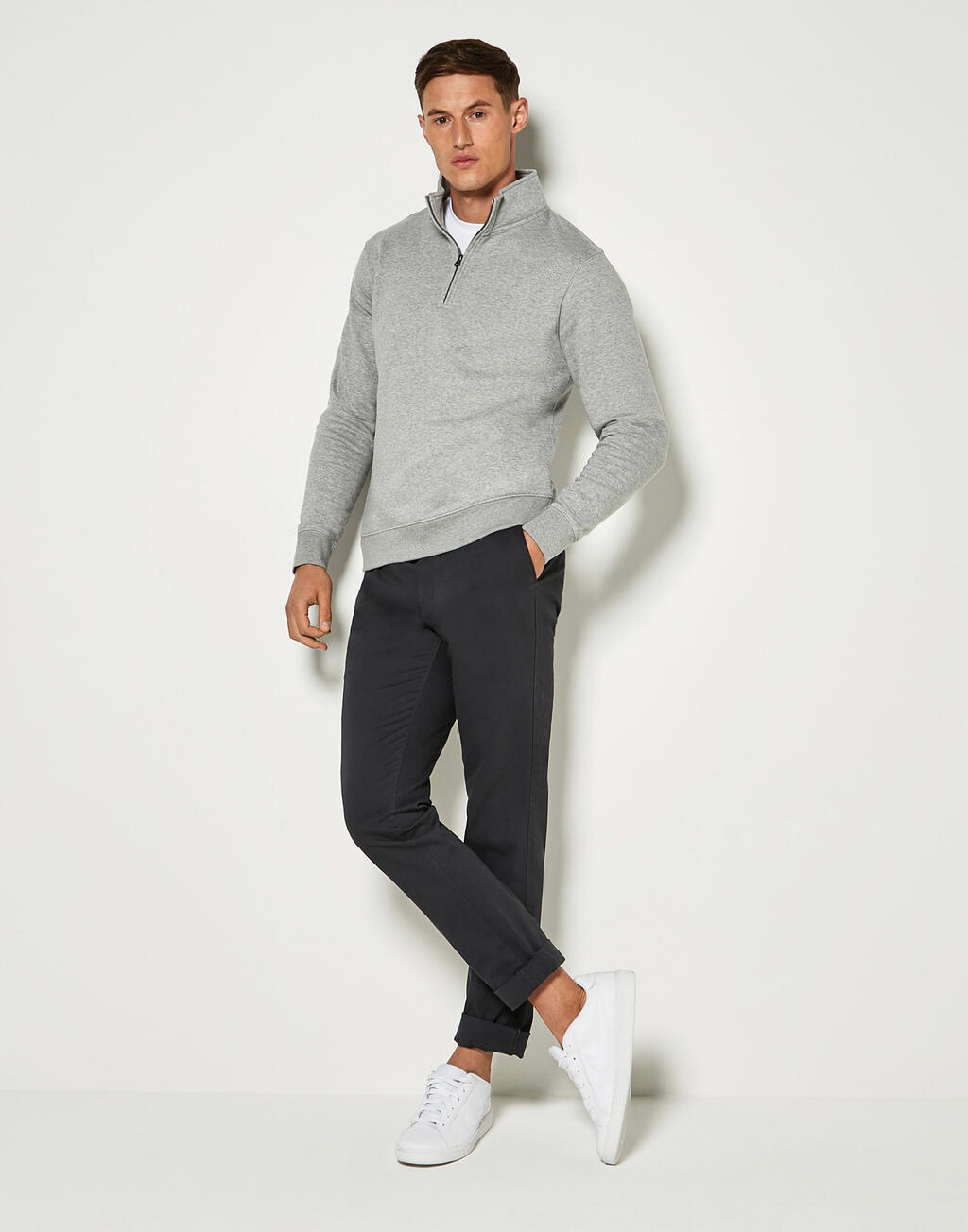 Regular Fit 1/4 Zip Sweatshirt<P/> - Vue 3