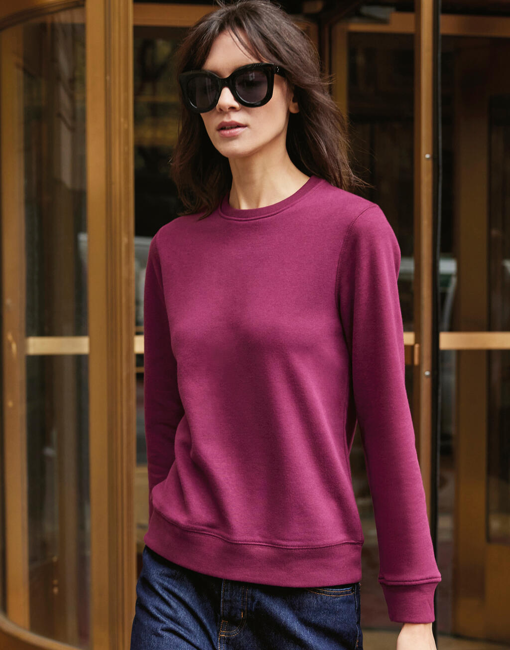 QUEEN Crew Neck - Vue 3