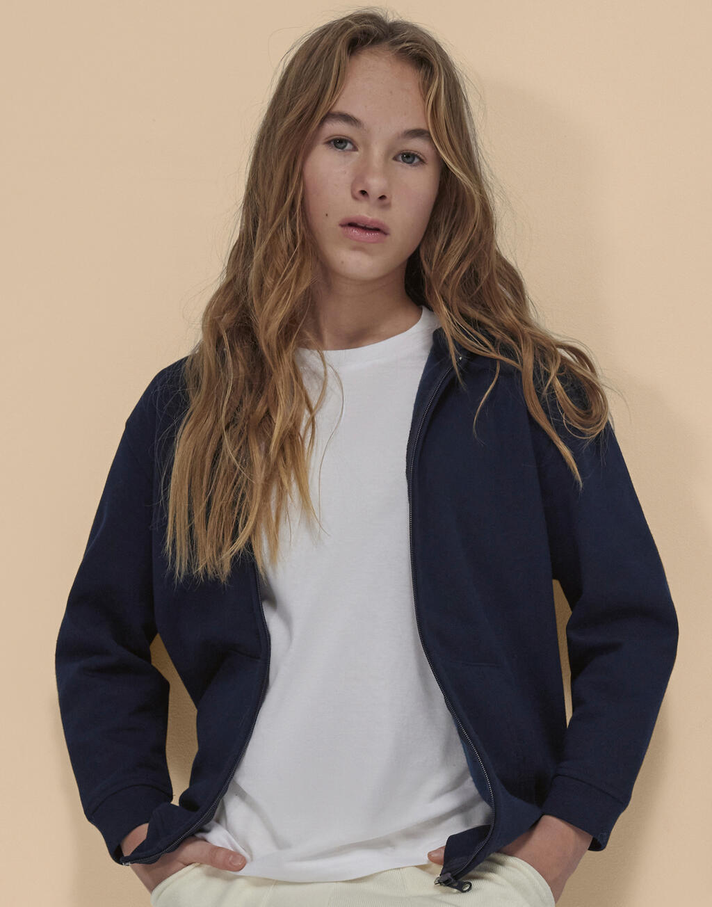 ID.334 Zip Hood /kids - Vue 3