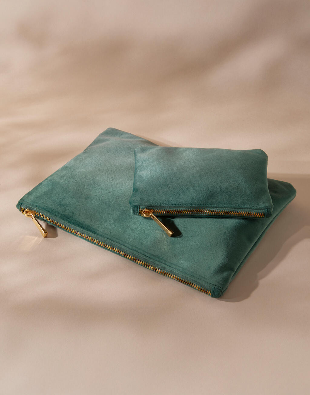 Velvet Accessory Pouch - Vue 2