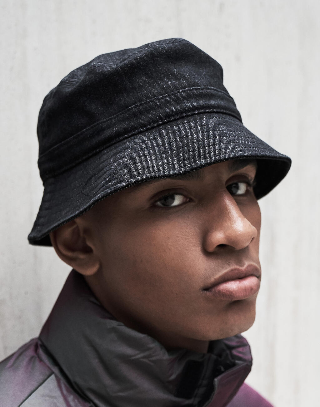 Denim Bucket Hat - Vue 5