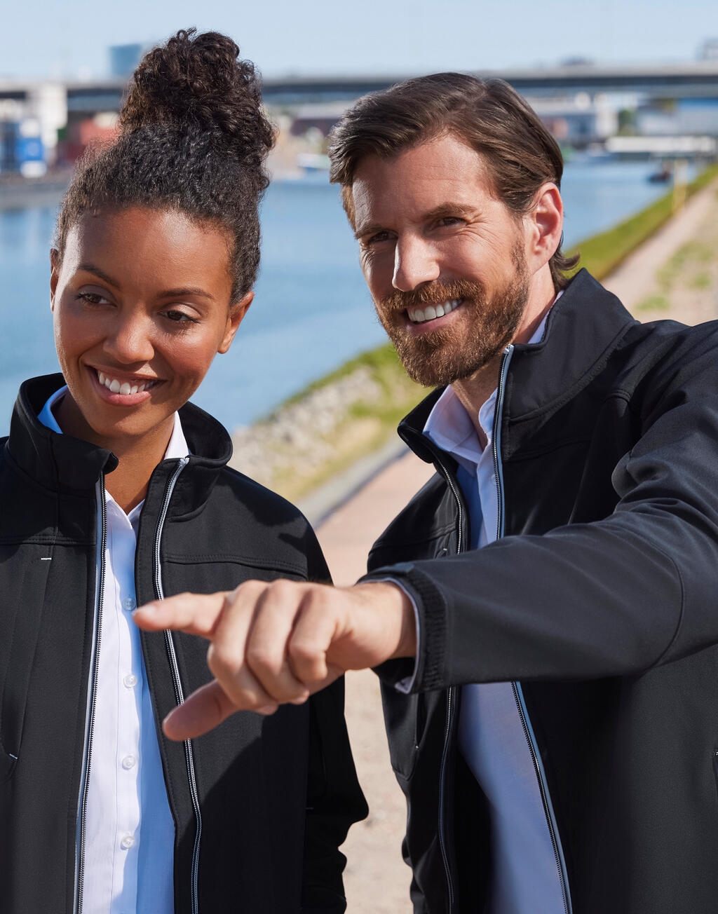 Ladies' Bionic Softshell Jacket - Vue 3