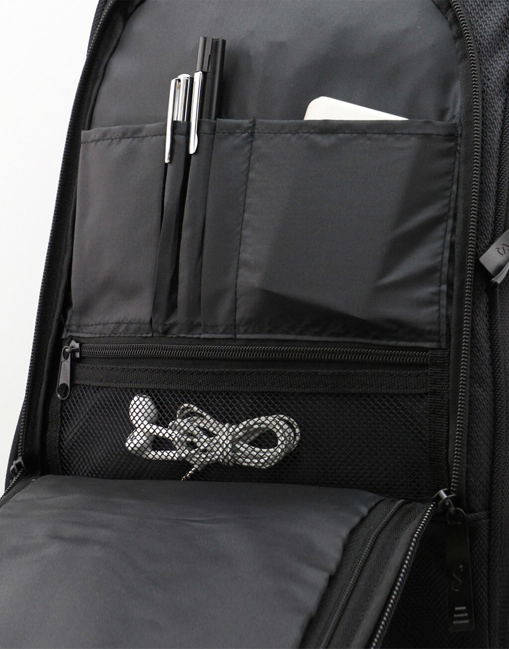 Dijon Shoulder Pouch - Vue 3