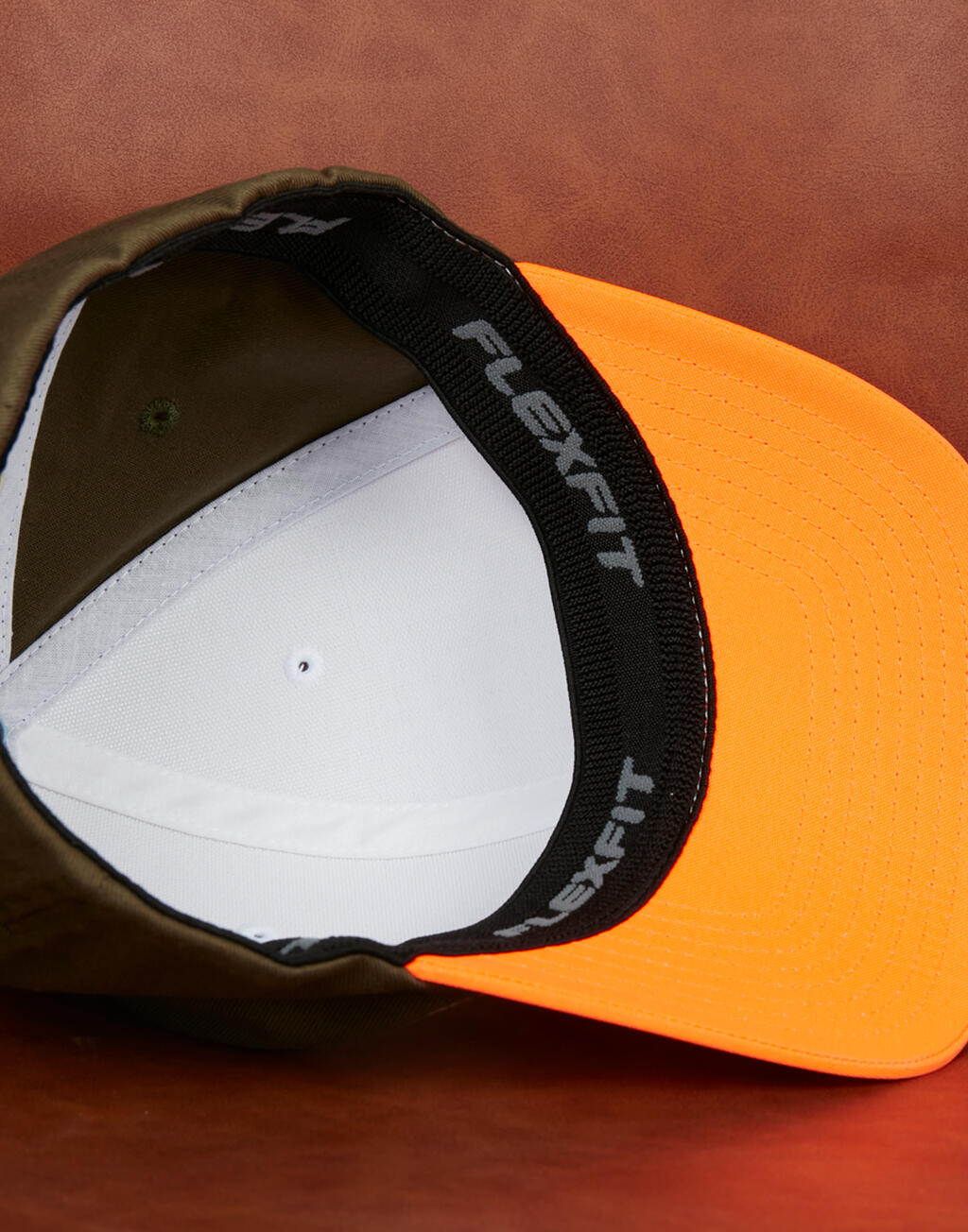 3-Tone Flexfit Cap - Vue 3