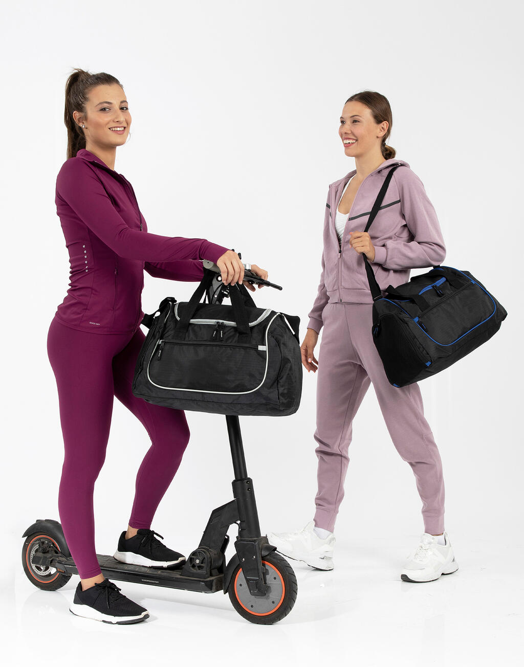 Piraeus Sports Holdall - Vue 3
