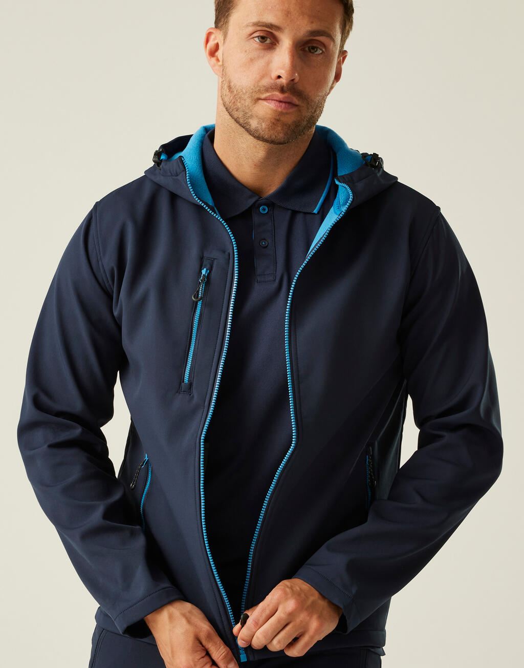 Navigate 2-Layer Hooded Softshell Jacket - Vue 2