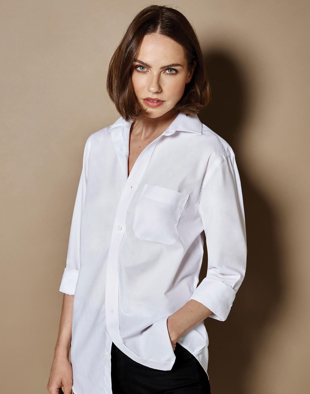 Tailored Fit Poplin Shirt - Vue 3