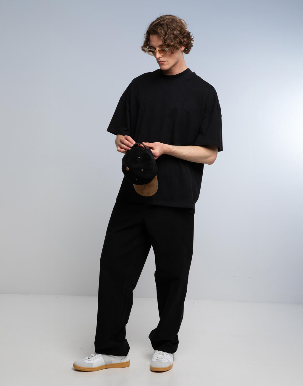 Corduroy Classic Suede Cap - Vue 3