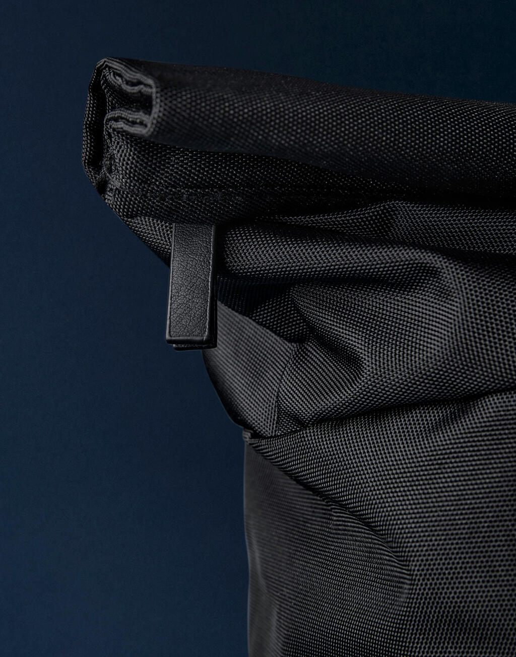 Axis Roll-Top Backpack - Vue 3