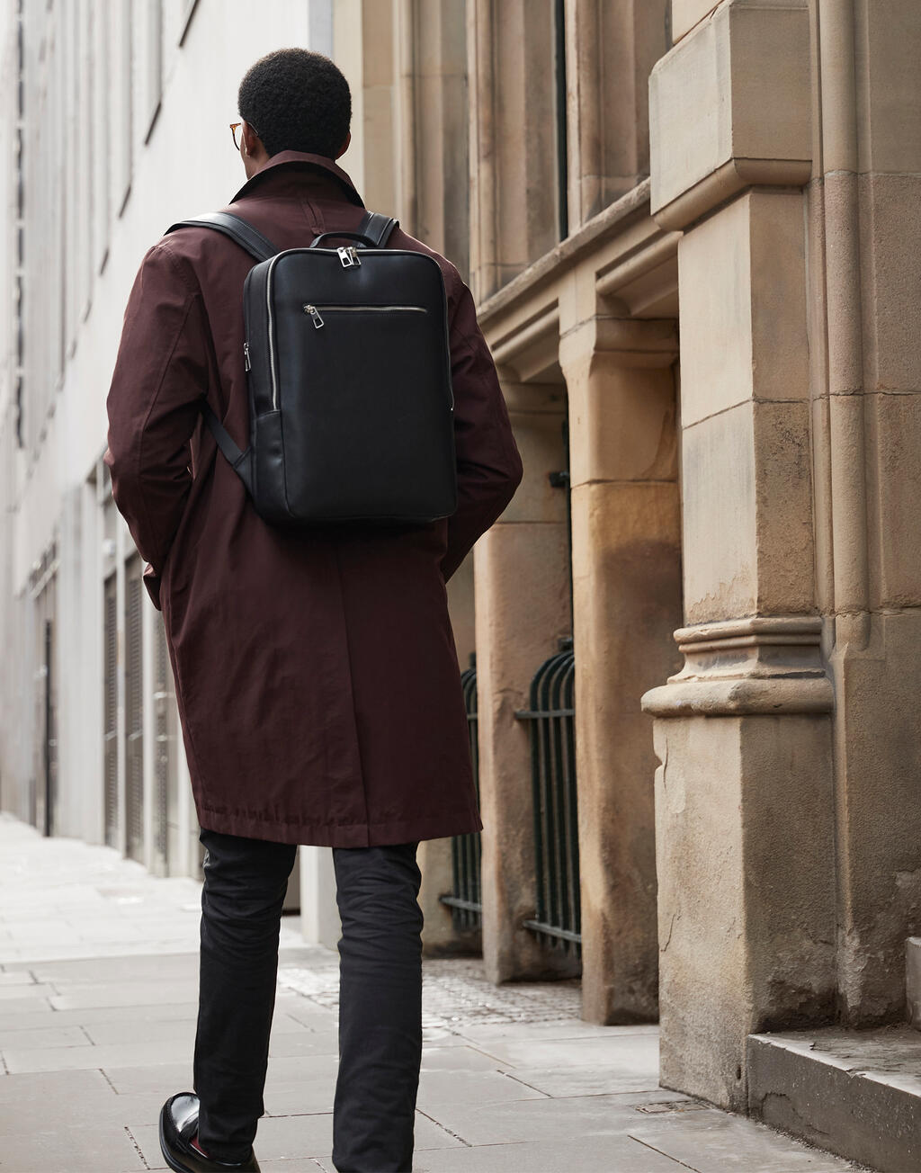 Tailored Luxe Backpack - Vue 4