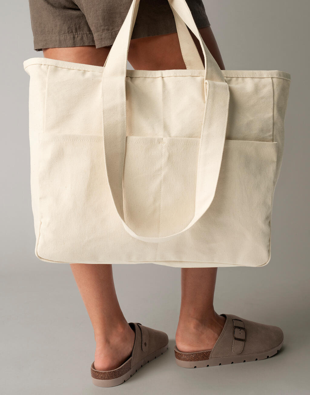 Double Handle Cargo Pocket Tote - Vue 5