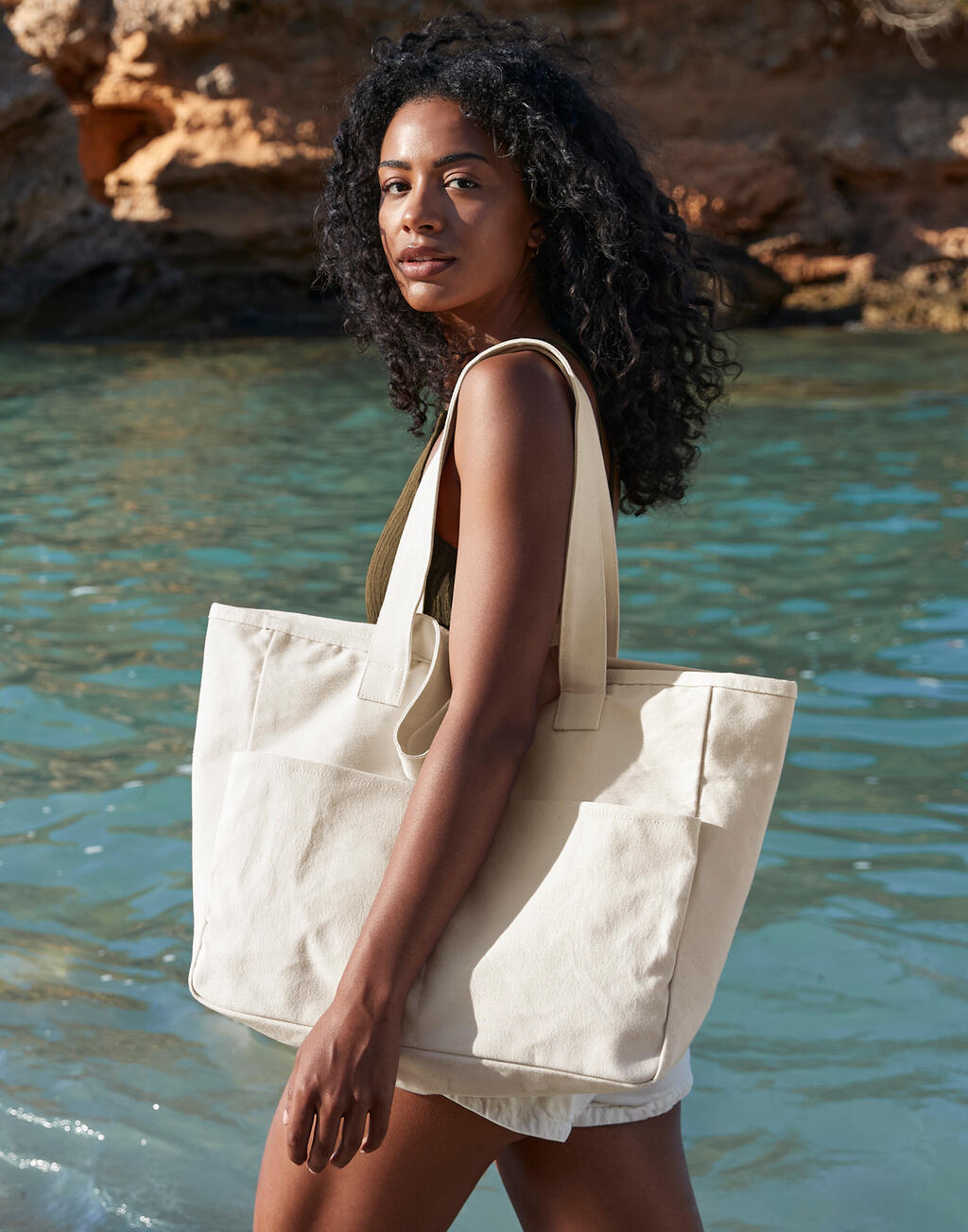 Double Handle Cargo Pocket Tote - Vue 3