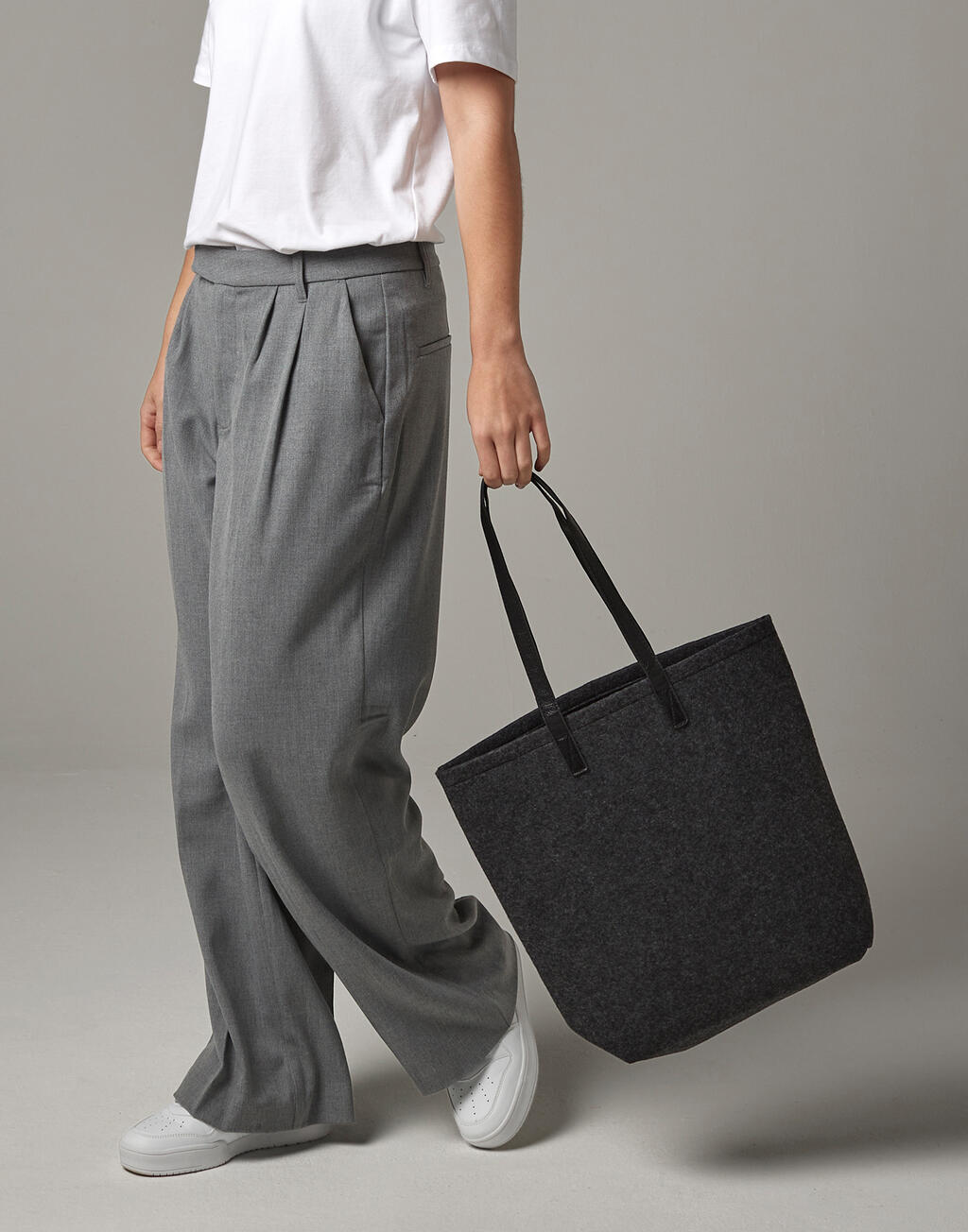 Premium Felt Tote - Vue 4