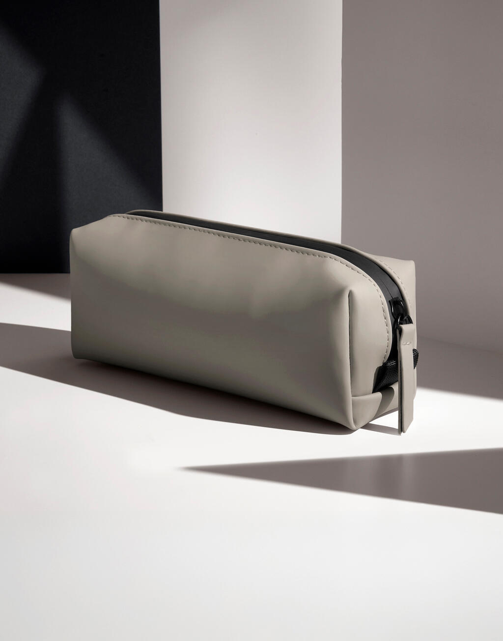 Matte PU Mini Accessory Case - Vue 4