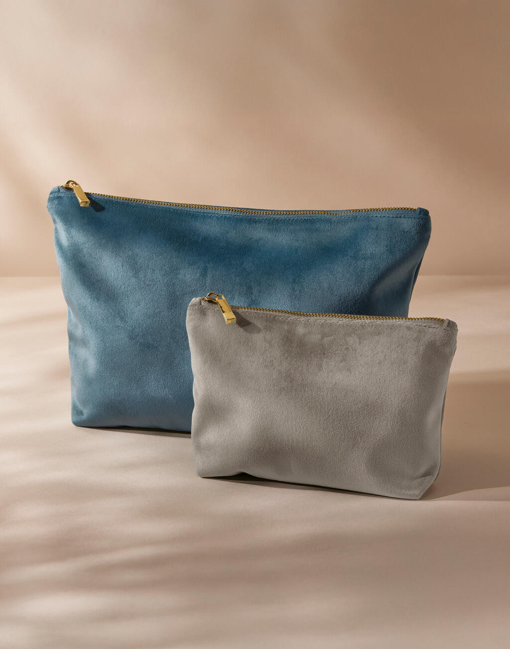 Velvet Accessory Bag - Vue 2